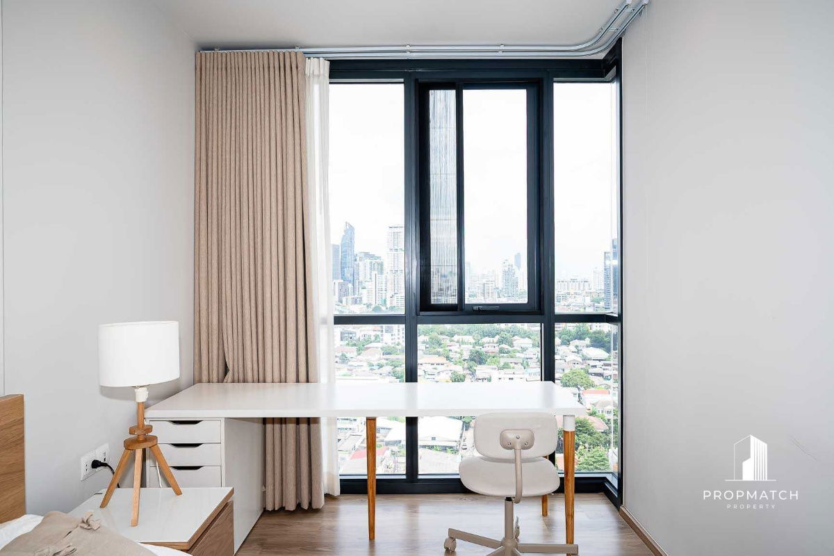 รูป  ✨Flash Deal ✨ OKA HAUS Sukhumvit 36 ( 1Bed 1Bath 35SQM.) แต่งครบพร้อมอยู่ !! เพียง 22,000 บาทต่อเดือน Tel.0981315848 @propmatch - รูปที่ 4/10