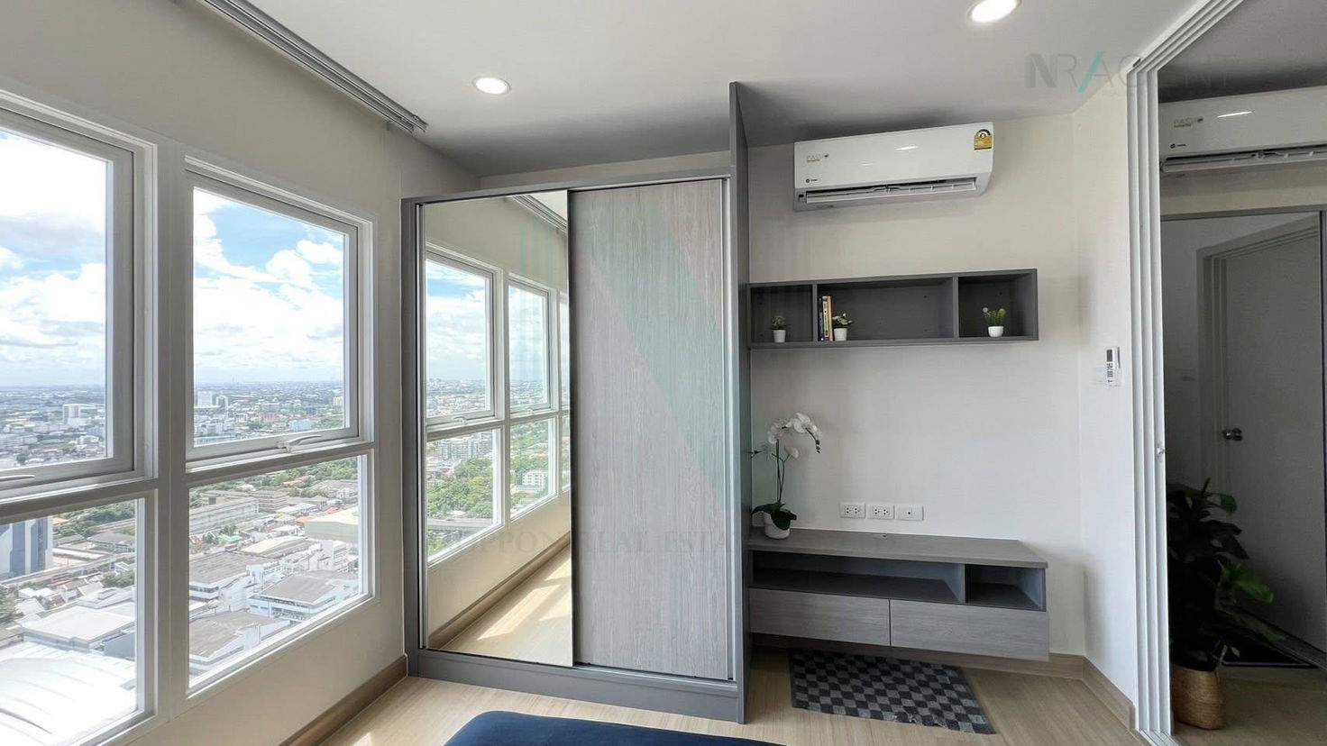 picture 🔺 For Rent Condo SUPALAI VERANDA RAMKHAMHAENG Building B, Floor 32,1 bed room, Room size 35 sqm - 6/8