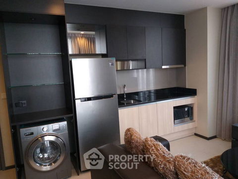 2-BR Condo at The Edge Sukhumvit 23 near MRT Sukhumvit (ID 824428)