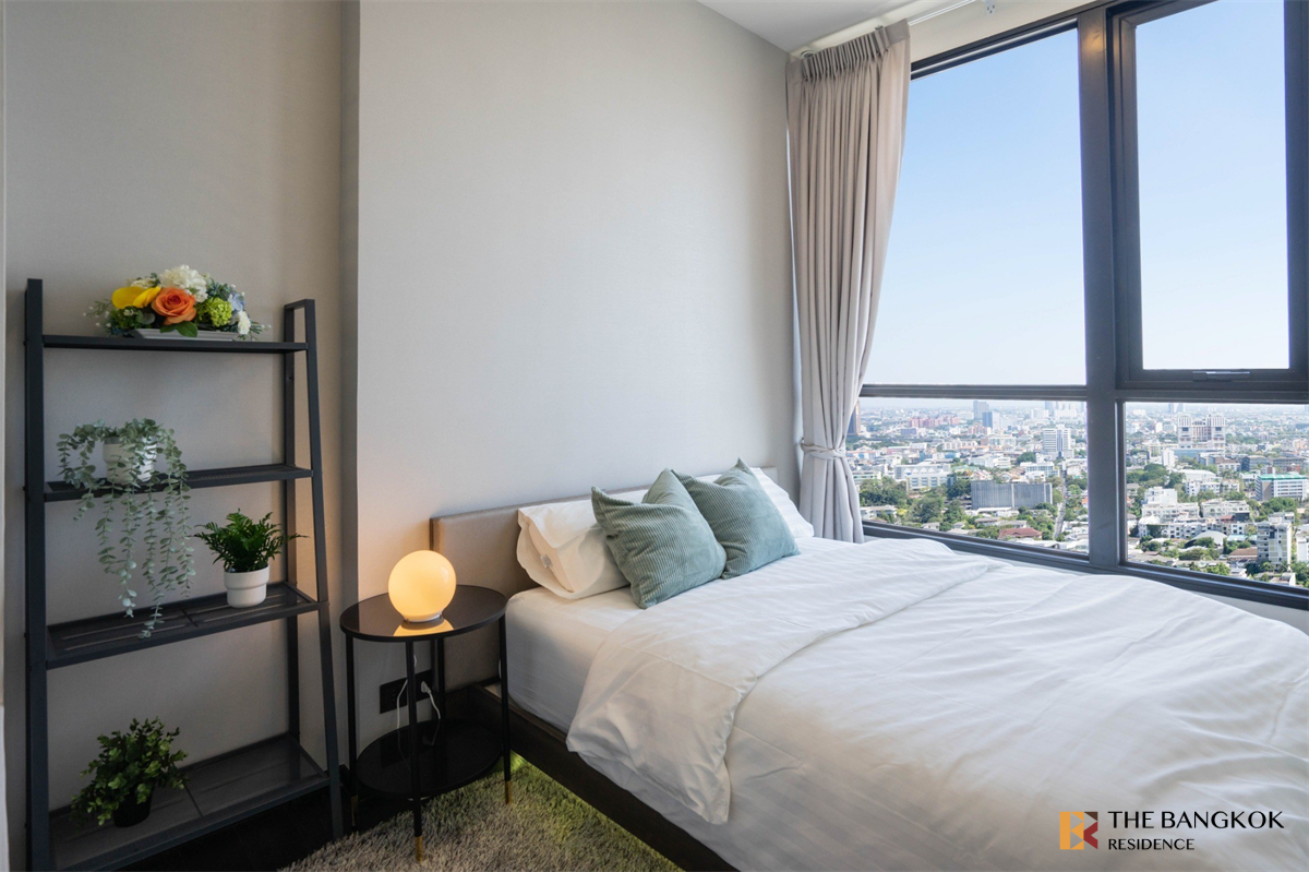 picture Park Origin Thonglor  Ready-to-move-in Condo - 1/10