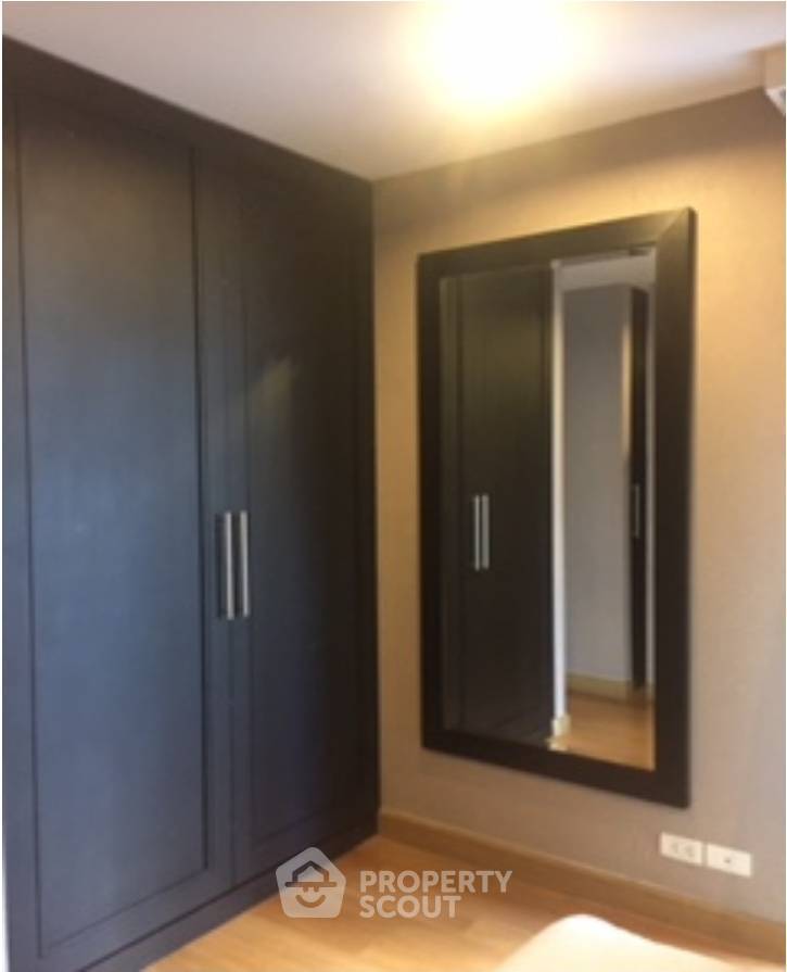 picture 1-BR Condo at Sathorn Gardens near MRT Si Lom (ID 677119) - 4/14