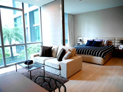 คอนโดให้เช่า : CD157 ให้เช่า The Room สุขุมวิท 21 (อโศก) | 1 ห้องนอน วิวสระและสวน พร้อมเข้าอยู่