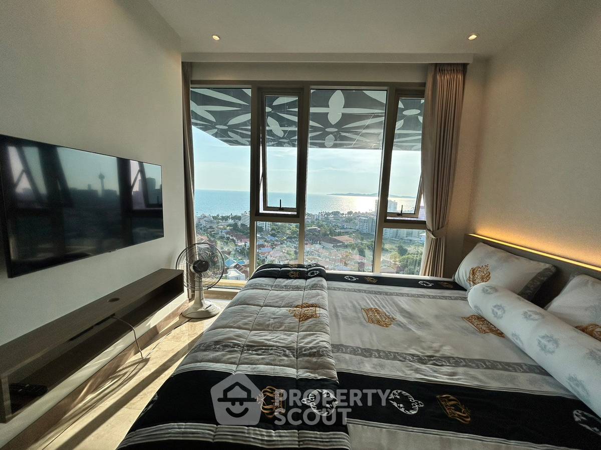 picture 1-BR Condo at The Riviera Ocean Drive close to Jomtien Beach (ID 2137265) - 12/13