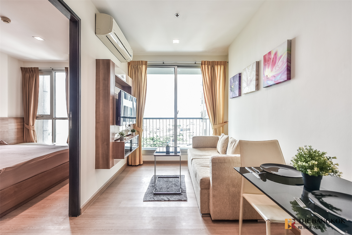 picture RHYTHM Sathorn near BTS Saphan Taksin Ready-to-move-in, Prime Location Condo - 9/10