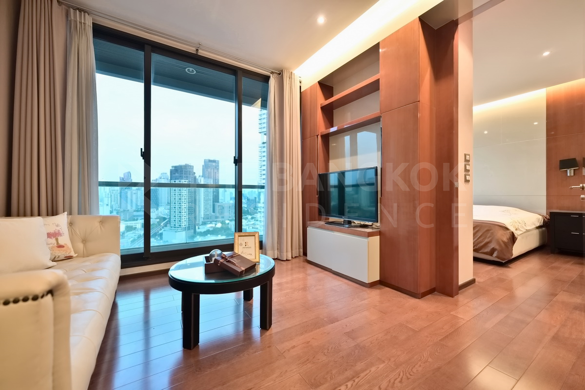 picture Ready-to-move-in Condo The Address Sukhumvit 28 near BTS Phrom Phong - 2/10