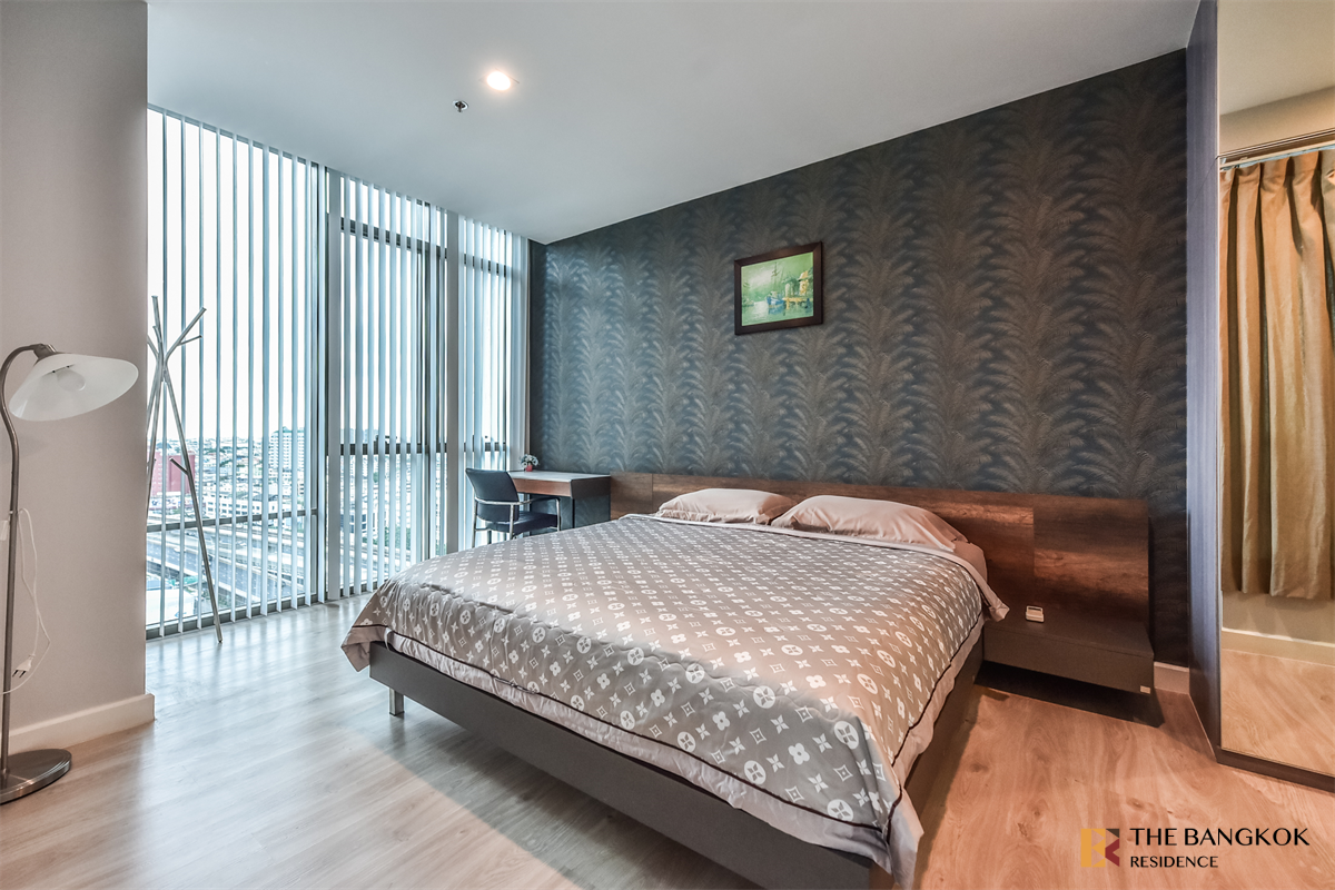 picture The Room BTS Wongwianyai near BTS Wongwian Yai Full-featured common area - 6/10