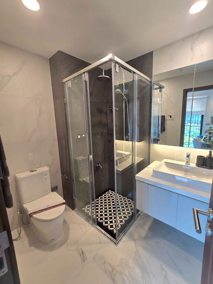 picture Arise Charoen Mueang Condo For Sale! Near Bangkok Chiangmai Hospital.  - 7/12
