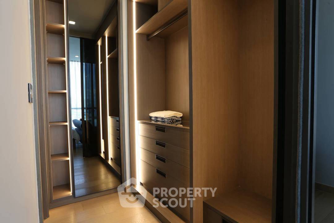 picture 2-BR Condo at The Monument Thonglo close to Thong Lo (ID 2315943) - 11/15