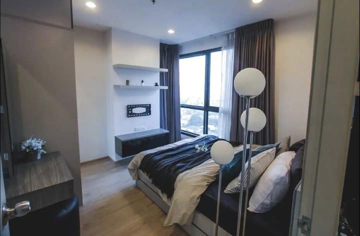 รูป Stunning View Condo Fully Furnished Ideo Sathorn-Tha Phra - รูปที่ 4/15