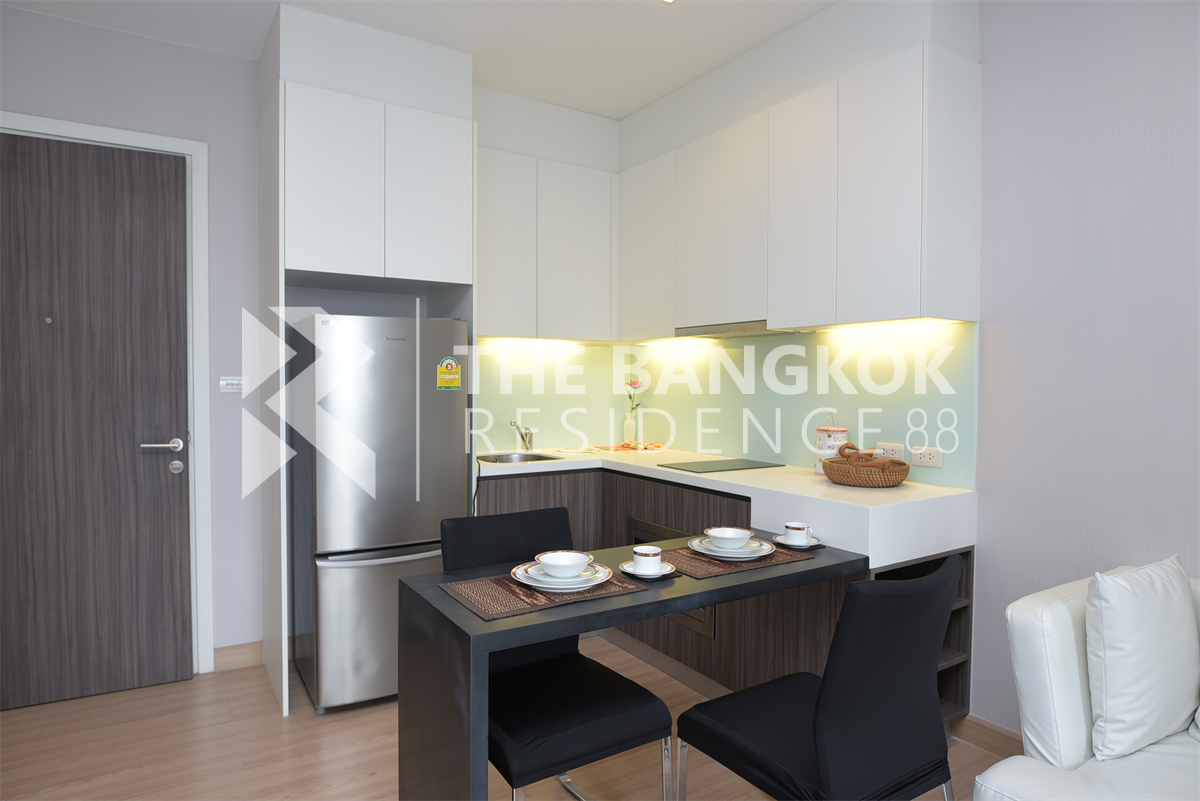 picture High-potential Location, Not as Expensive as You Think Urbano Absolute Sathon-Taksin near BTS Krung Thonburi - 8/10