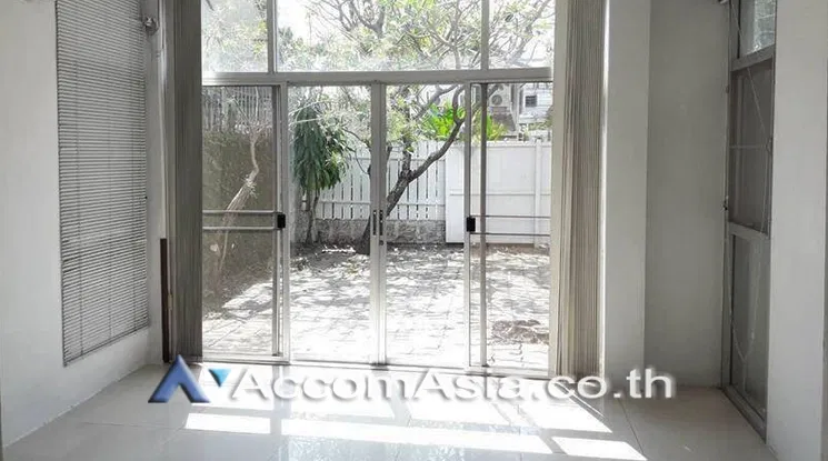 รูป 🔼🔽 AccomA 📩  3 BR Townhouse in Chong Nonsi (AA23948) - รูปที่ 1/9