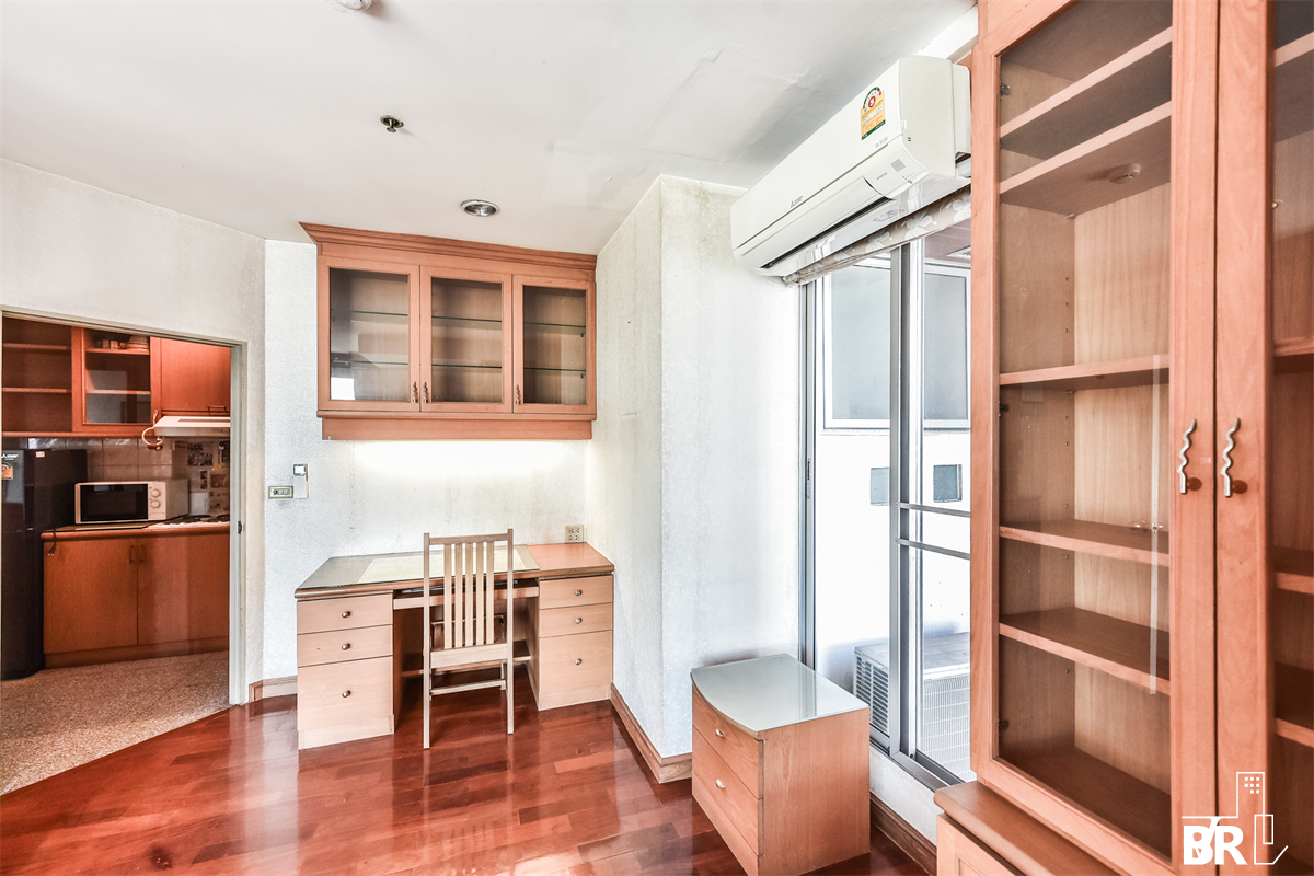 picture Pathumwan Resort near Airport Rail Link Phaya Thai Station Great Value, Convenient for All Lifestyles - 3/10