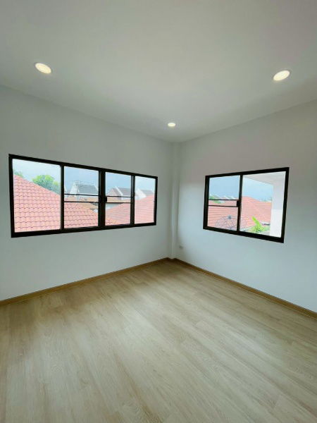 รูป ขายบ้านเดี่ยวหลังใหญ่ รีโนเวทใหม่ ม.ปิยะวัฒน์3 บางแสน - รูปที่ 11/20