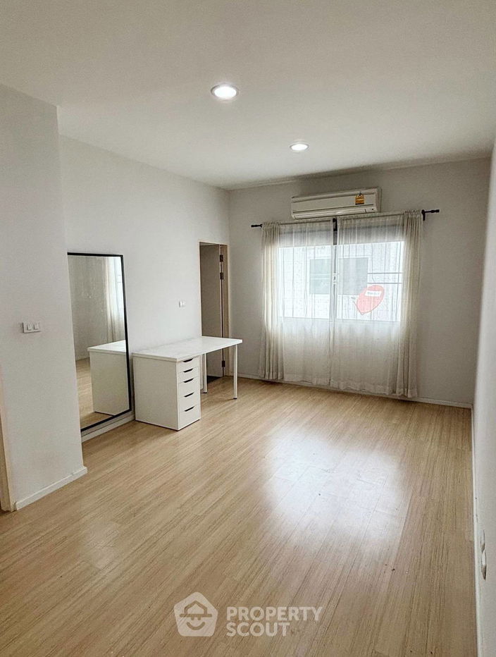 รูป ทาวน์เฮาท์ 3-ห้องนอน ที่ บ้านกลางเมือง สุขุมวิท 77 ใน สวนหลวง (ID 2311965) - รูปที่ 5/13