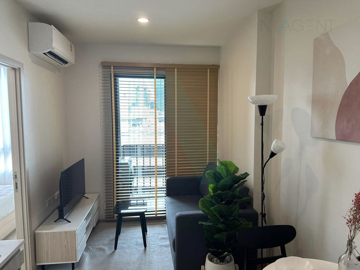 picture For Rent Condo NUE NOBLE RATCHADA-LAT PHRAO Building 1, Floor 12,1 bed room, Room size 27 sqm - 1/8