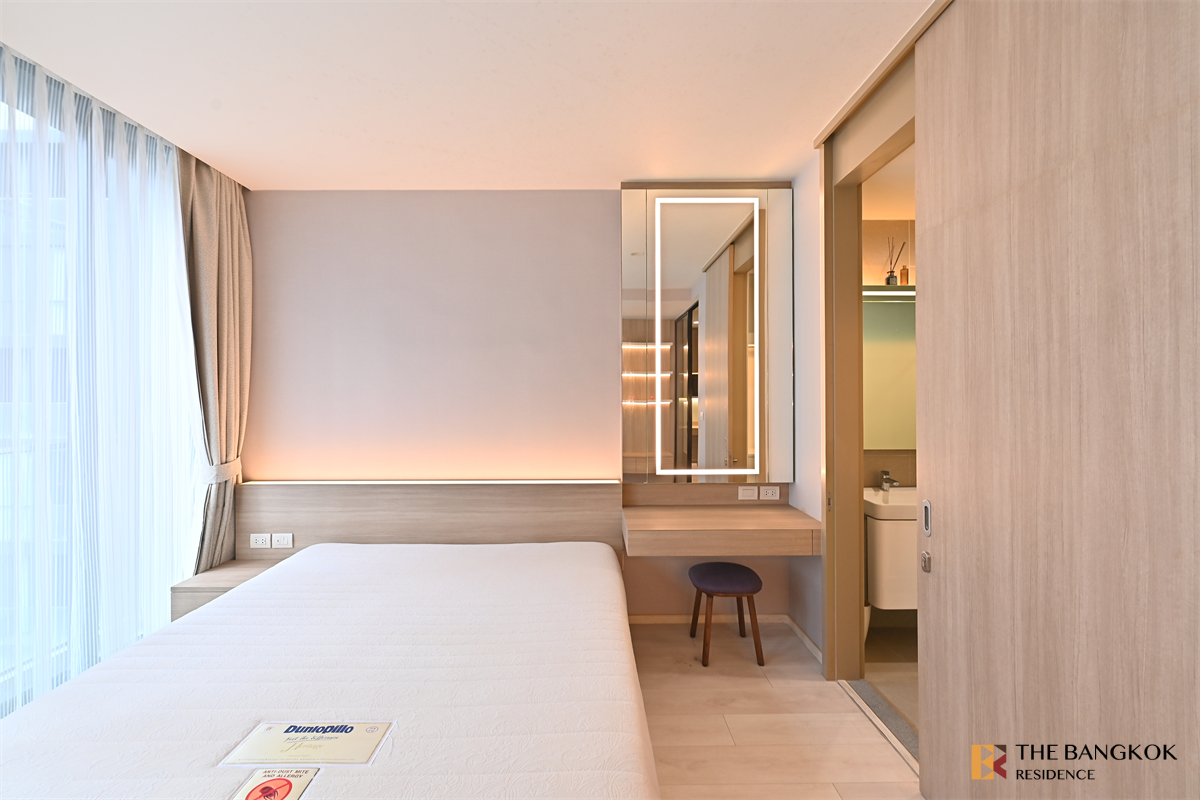picture Noble Ploenchit Move-in Ready, Just Bring Your Stuff near BTS Phloen Chit - 7/10