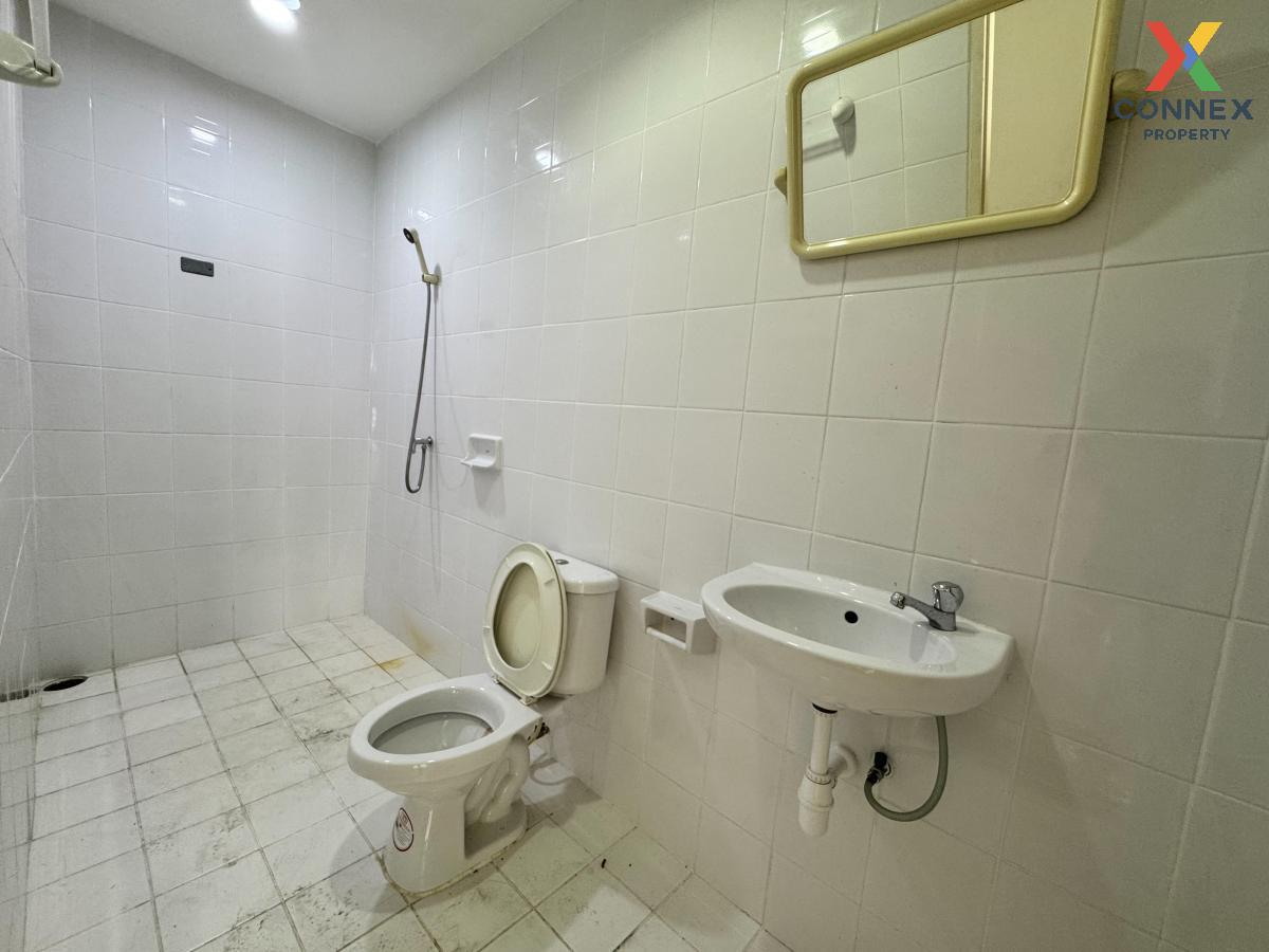 picture For Rent Townhouse/Townhome  , Sriwara Town in Town , Phlapphla , Wang Thong Lang , Bangkok , CX-131873 ✅ Live chat with us ADD LINE @connexproperty ✅  - 11/11