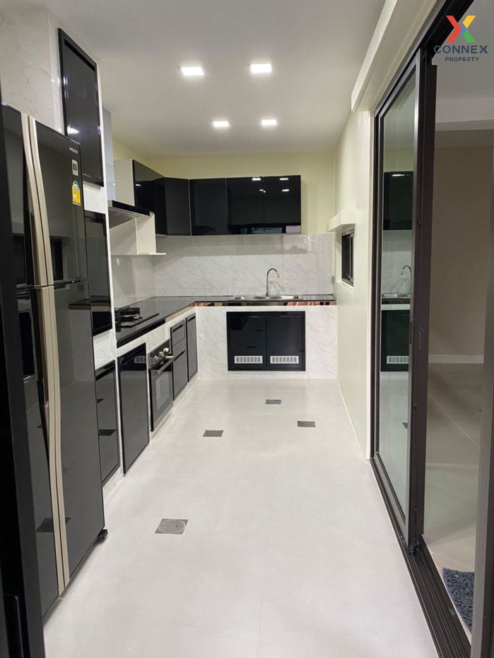 picture For Sale Townhouse/Townhome  ,  Patio Rama 9-Pattanakarn , MRT-Kelantan , Suan Luang , Suan Luang , Bangkok , CX-132080 ✅ Live chat with us ADD LINE @connexproperty ✅  - 10/12