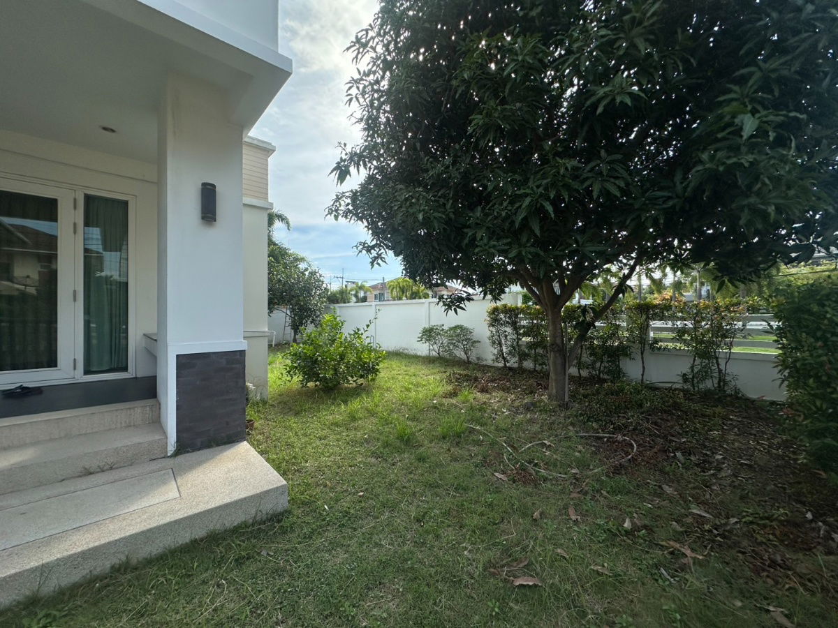 picture 🔥 Casa Acadia – Large detached house in the heart of Chonburi 🔥 📍 Prime location next to Central Chonburi, only 200 meters away. - 11/26