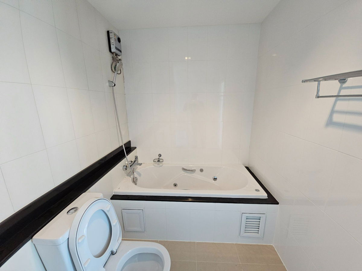 picture Condo for sale, Knightsbridge Sky River Ocean, 13th floor, 3 bedrooms, 2 bathrooms, size 64.09 sq m. - 32/57