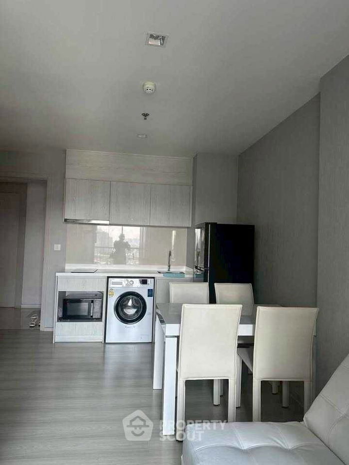 รูป คอนโด 2-ห้องนอน ที่ ไลฟ์ สุขุมวิท 48 ใกล้ BTS พระโขนง (ID 2318442) - รูปที่ 3/11
