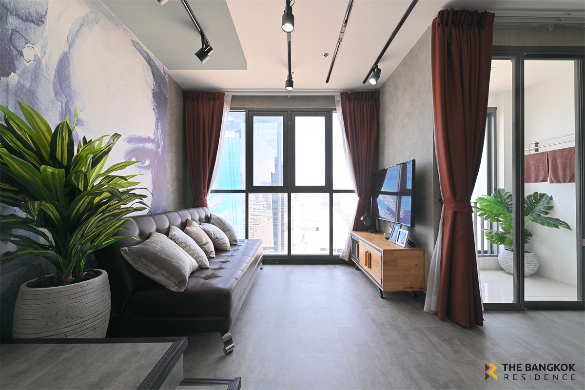 picture Ideo Mobi Rama 9 Ready-to-move-in Condo, Central City Location near MRT Rama 9 Station - 2/10