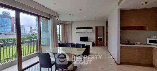 2-BR Condo at The Emporio Place near BTS Phrom Phong (ID 2318059)