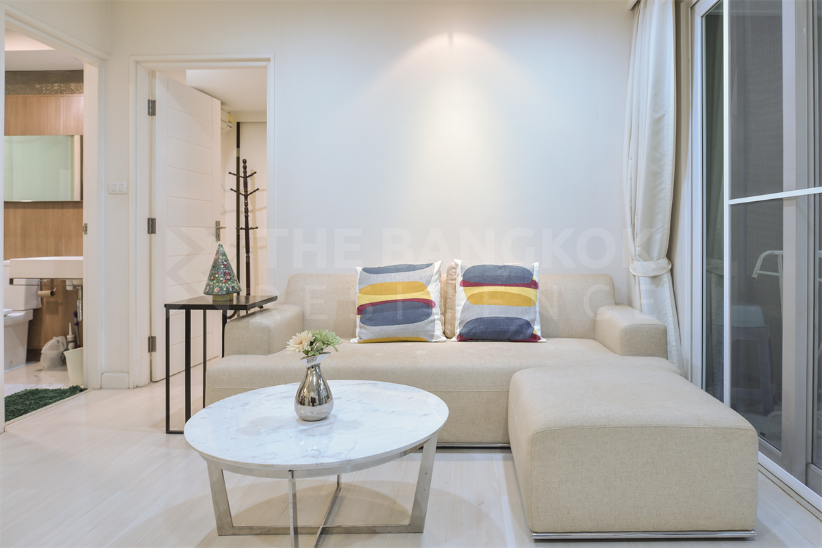 picture The Bangkok Sathorn-Taksin near BTS Krung Thonburi Easy Start with a City Dweller Lifestyle - 1/10