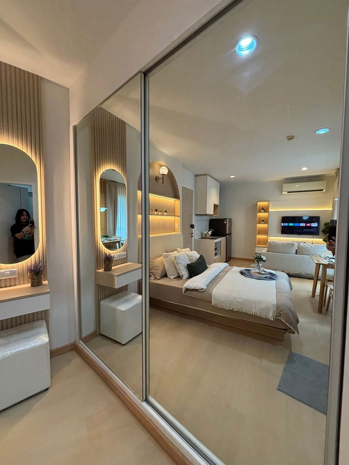 picture The Tempo Ratchada condo ready to move with the classic decorations just by mrt - 4/9