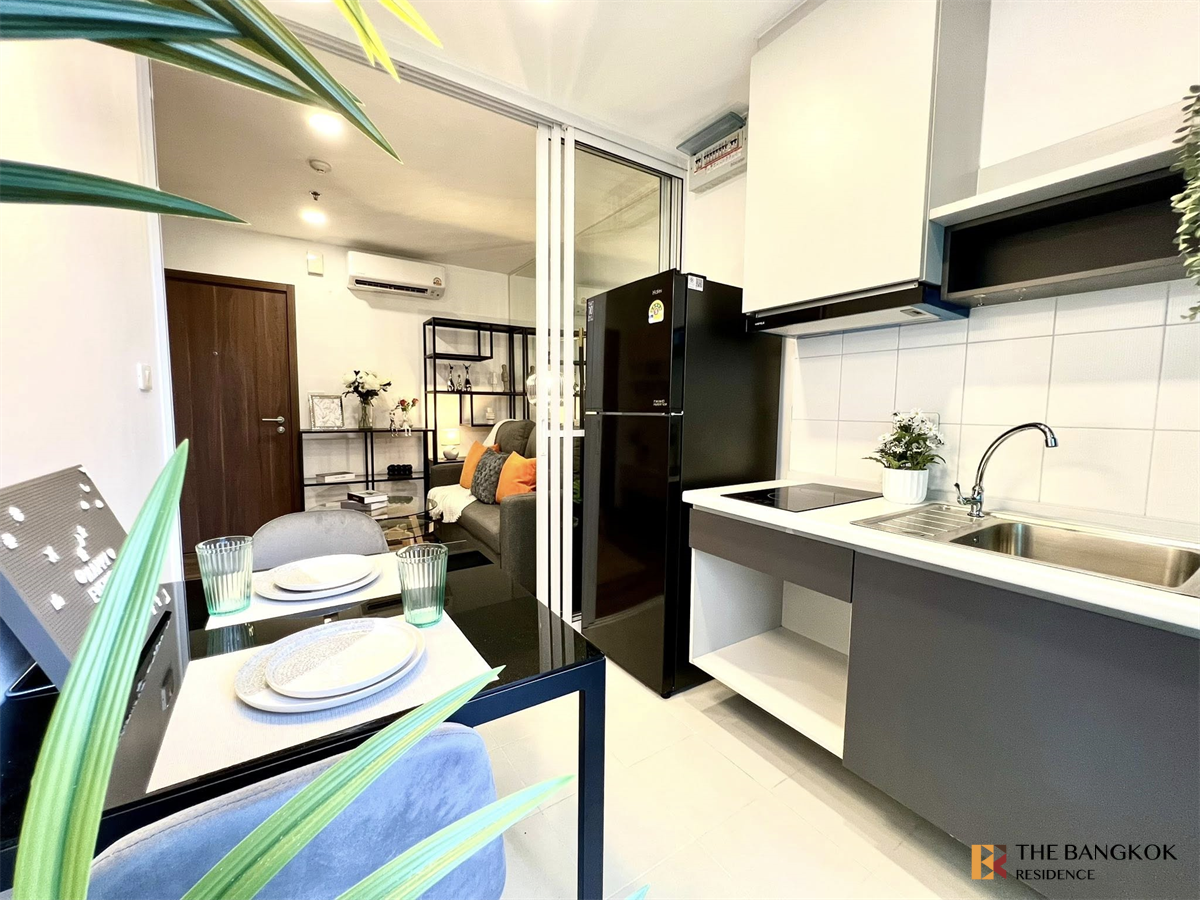 picture The Base Sukhumvit 77  Location Near Employment, Surrounded by Lifestyles - 4/10