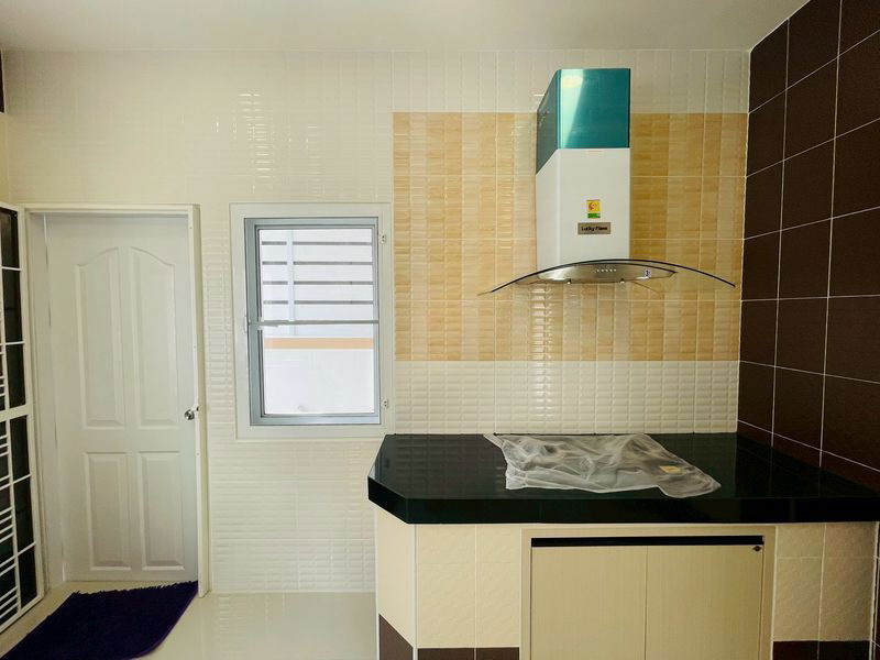 รูป ขายบ้านเดี่ยวหลังใหญ่ รีโนเวทใหม่ ม.ปิยะวัฒน์3 บางแสน - รูปที่ 7/20