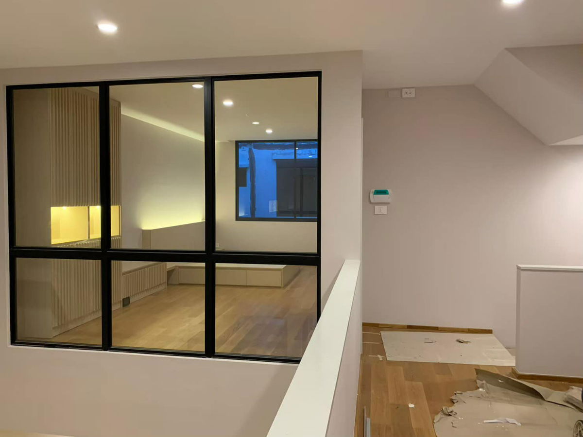 รูป  ซื้อ ขาย Nirvana Define ศรีนครินทร์-พระราม 9 🏡 บ้านใหญ่ ดีไซน์สวย พื้นที่ใช้สอยครบ ตอบโจทย์ครอบครัวย่านศรีนครินทร์ – พระราม 9 Line ID : @951qfbfi - รูปที่ 12/24