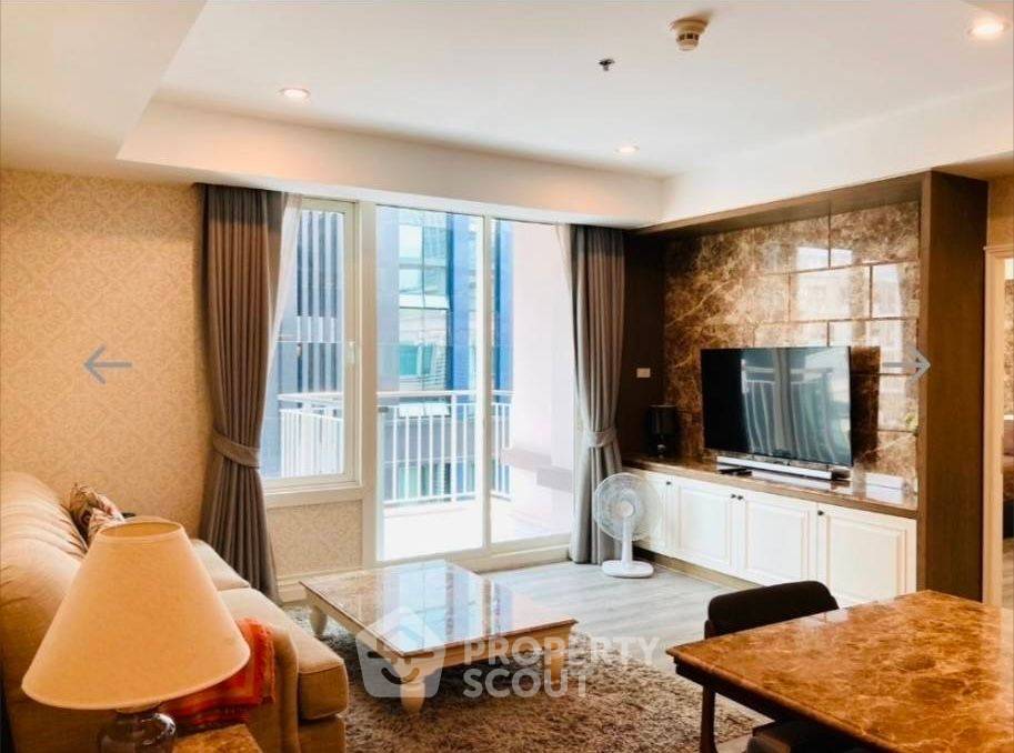 picture 2-BR Condo at Siri Residence Sukhumvit near BTS Phrom Phong (ID 2318103) - 1/13