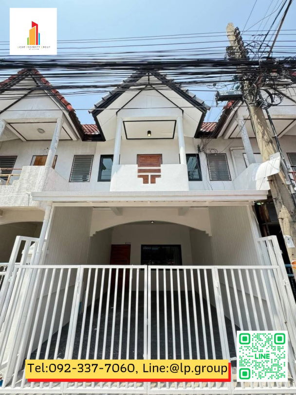 picture For sale: 2 floor townhouse, "Nattakan Village 3-5", near expressway, hospital, department store, ready to move in. - 1/9