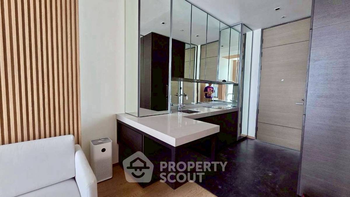 picture 1-BR Condo at 28 Chidlom near BTS Chit Lom (ID 2318003) - 13/14