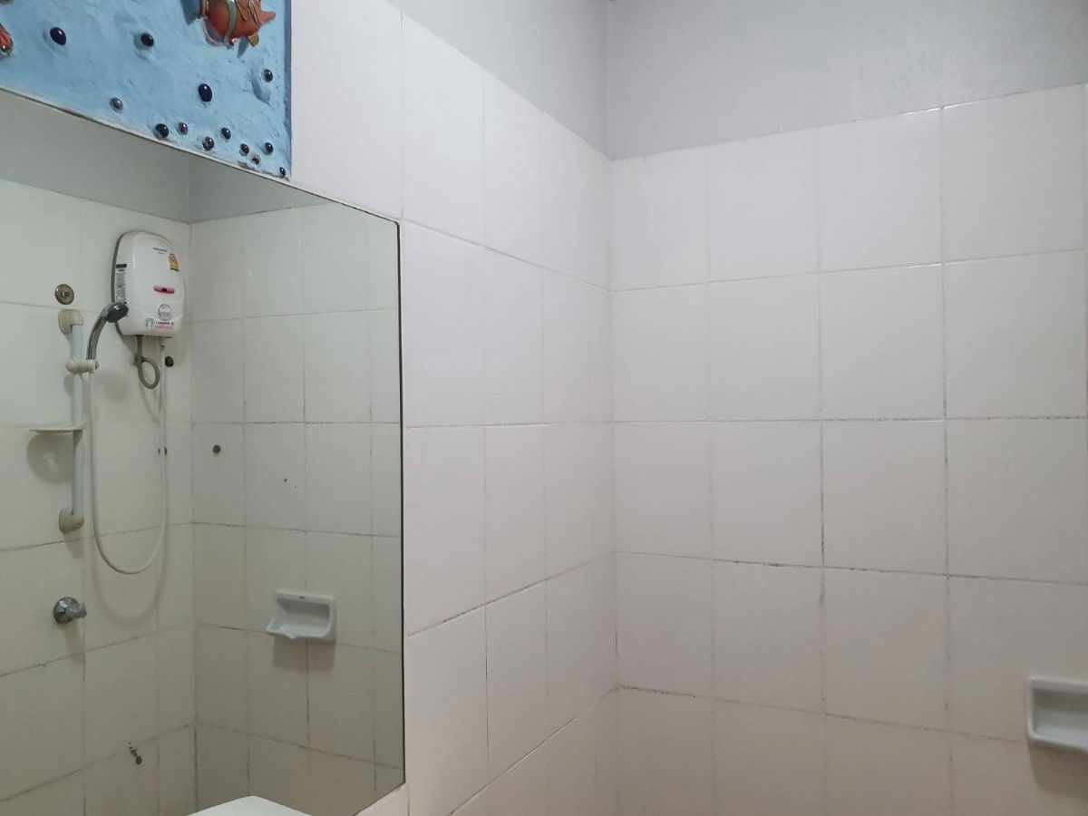 picture Rent   condo  I-House  Laguna Rama9-RCA - 4/7