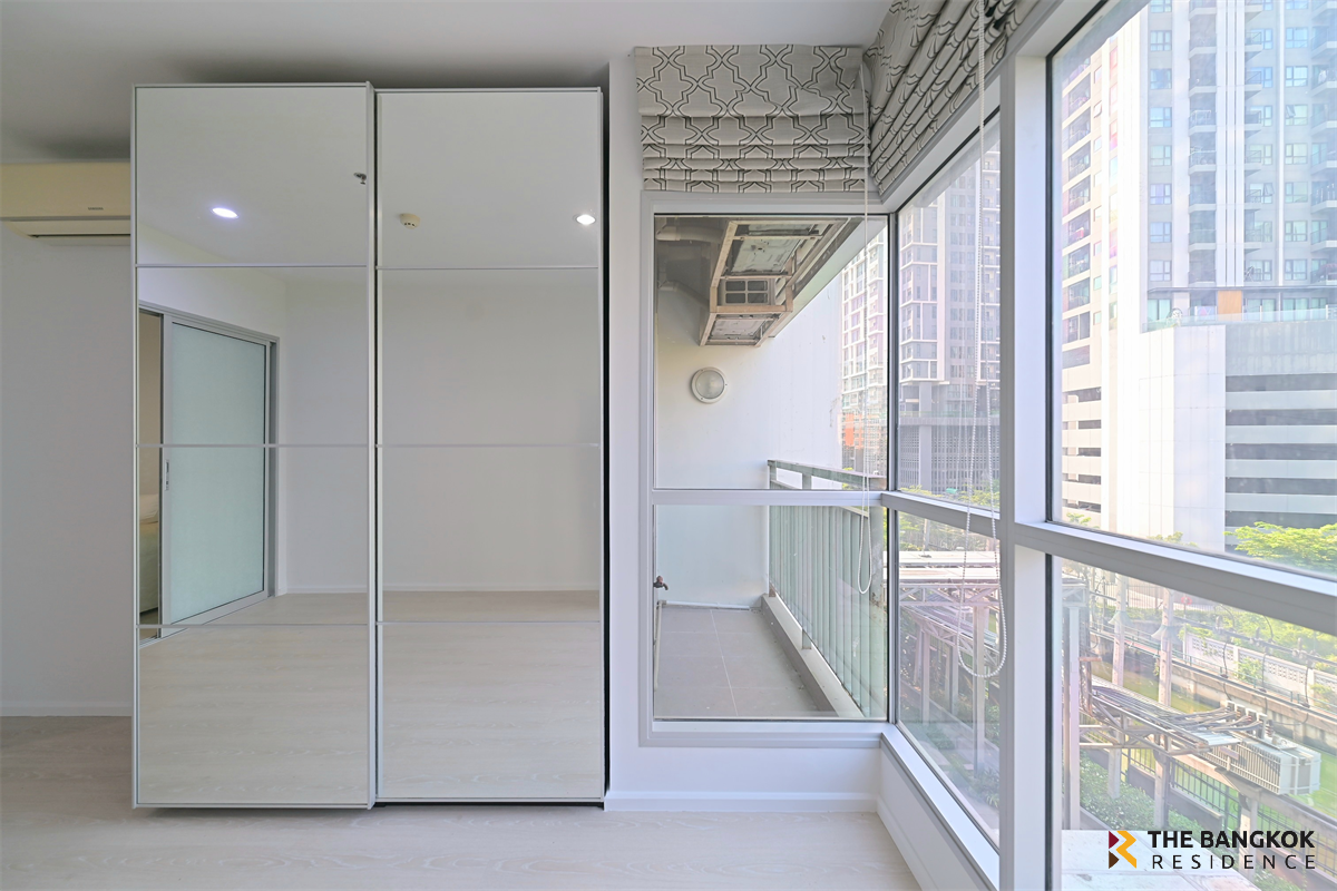 picture Aspire Rama 9 Ready-to-move-in, Prime Location Condo near MRT Rama 9 Station - 8/10