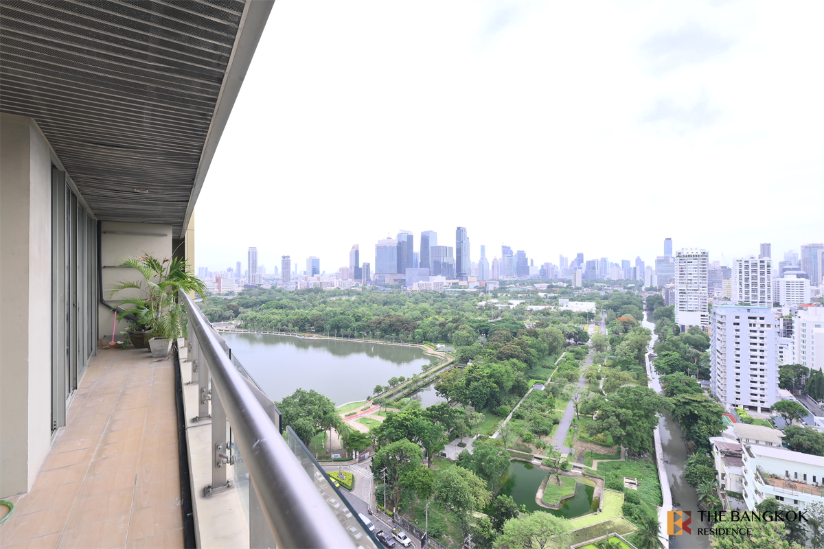 picture Luxurious Design, Elevated Atmosphere The Lakes near BTS Asok - 8/10