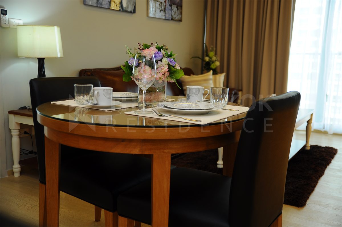 picture Noble Refine Luxury Condo at Special Price near BTS Phrom Phong - 4/10