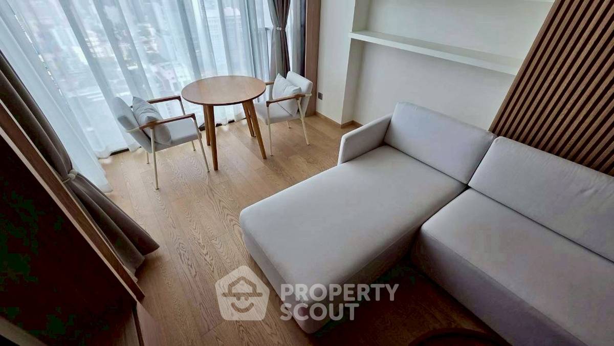 picture 1-BR Condo at 28 Chidlom near BTS Chit Lom (ID 2318003) - 8/14