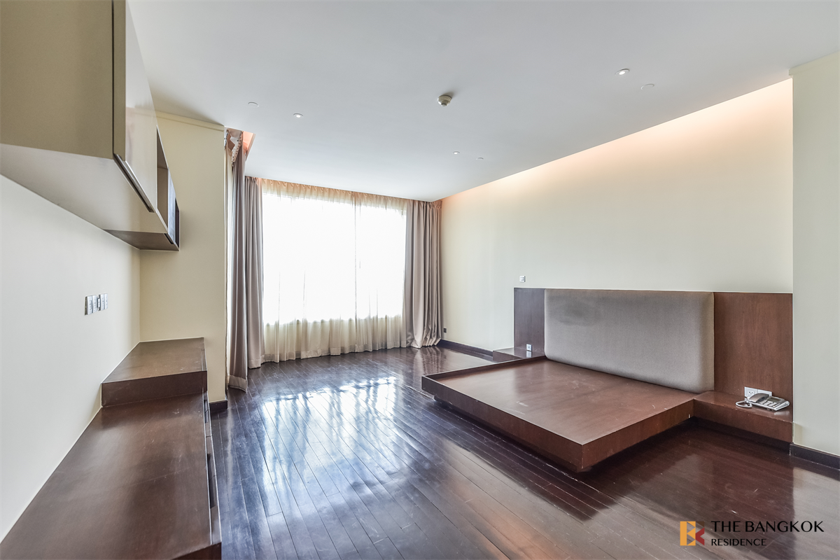 picture Luxury Unit, Ready for You Without the Wait The Infinity near BTS Saint Louis - 2/10