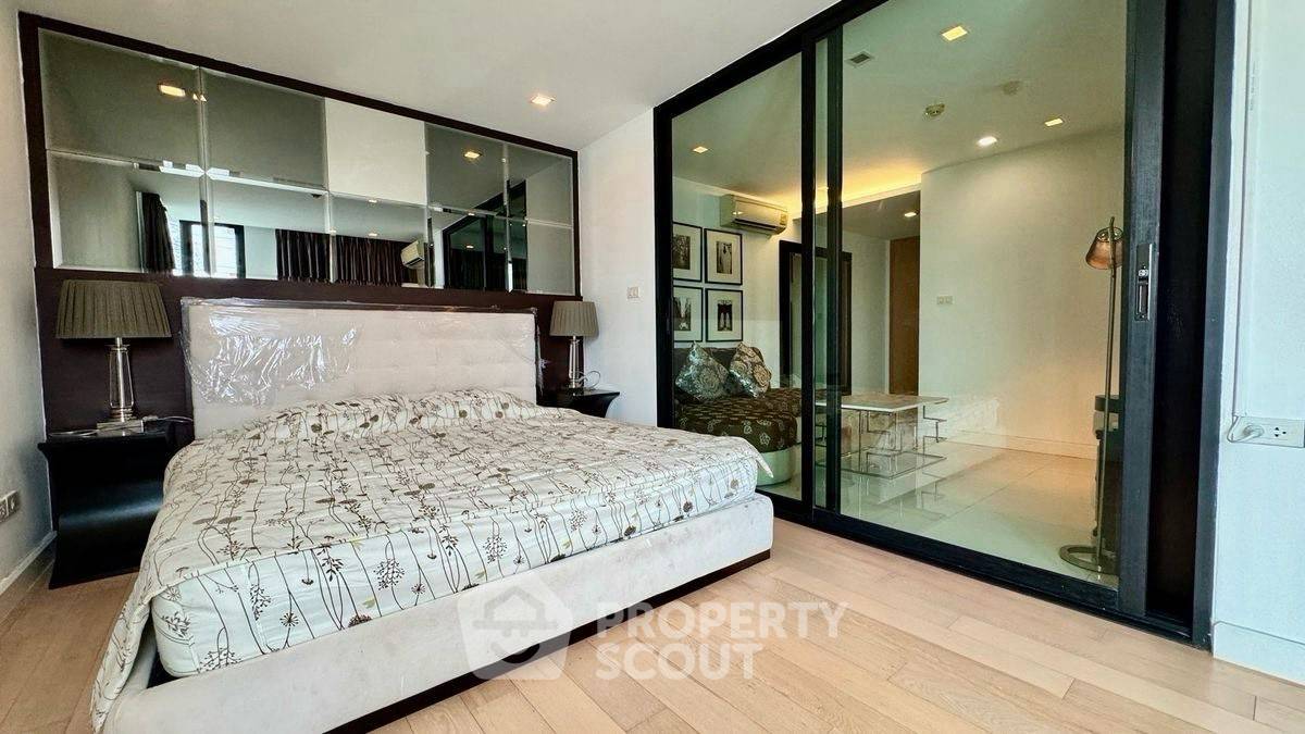 รูป คอนโด 1-ห้องนอน ที่ โซซิโอ ร่วมฤดี ใกล้ BTS นานา (ID 2318432) - รูปที่ 2/17