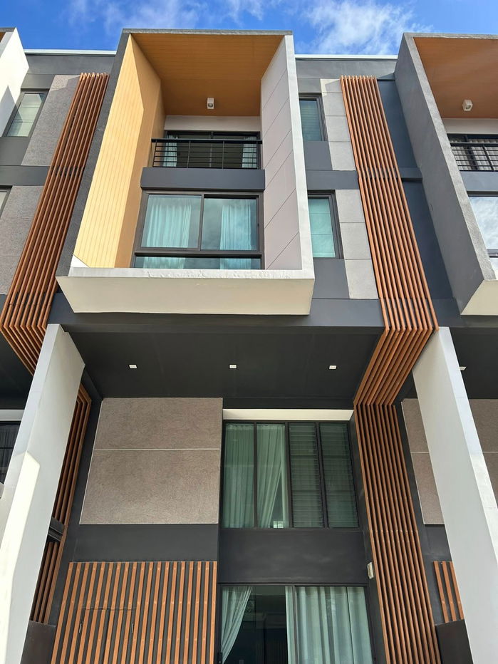 picture WS3925 📍 3-storey townhouse, Shizen Pattanakarn 32, near BTS On Nut, only 85,000 baht/month - 1/7