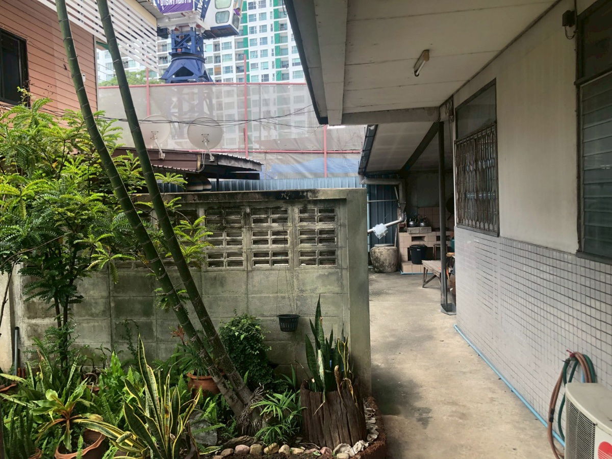 picture LTH13256 – House/Land for Sale | Sukhumvit 48 | 169 sq.w. | 676 sqm | 6 Beds 6 Baths | 85 MB | Near BTS Phra Khanong  - 6/9
