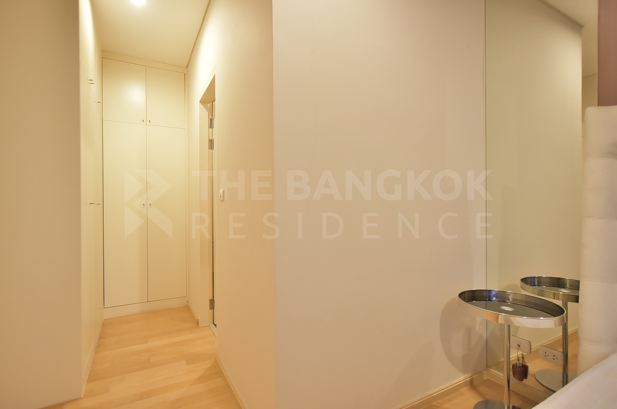 picture Villa Asoke Comfortable and Ready to Move-in near MRT Phetchaburi Station - 10/10