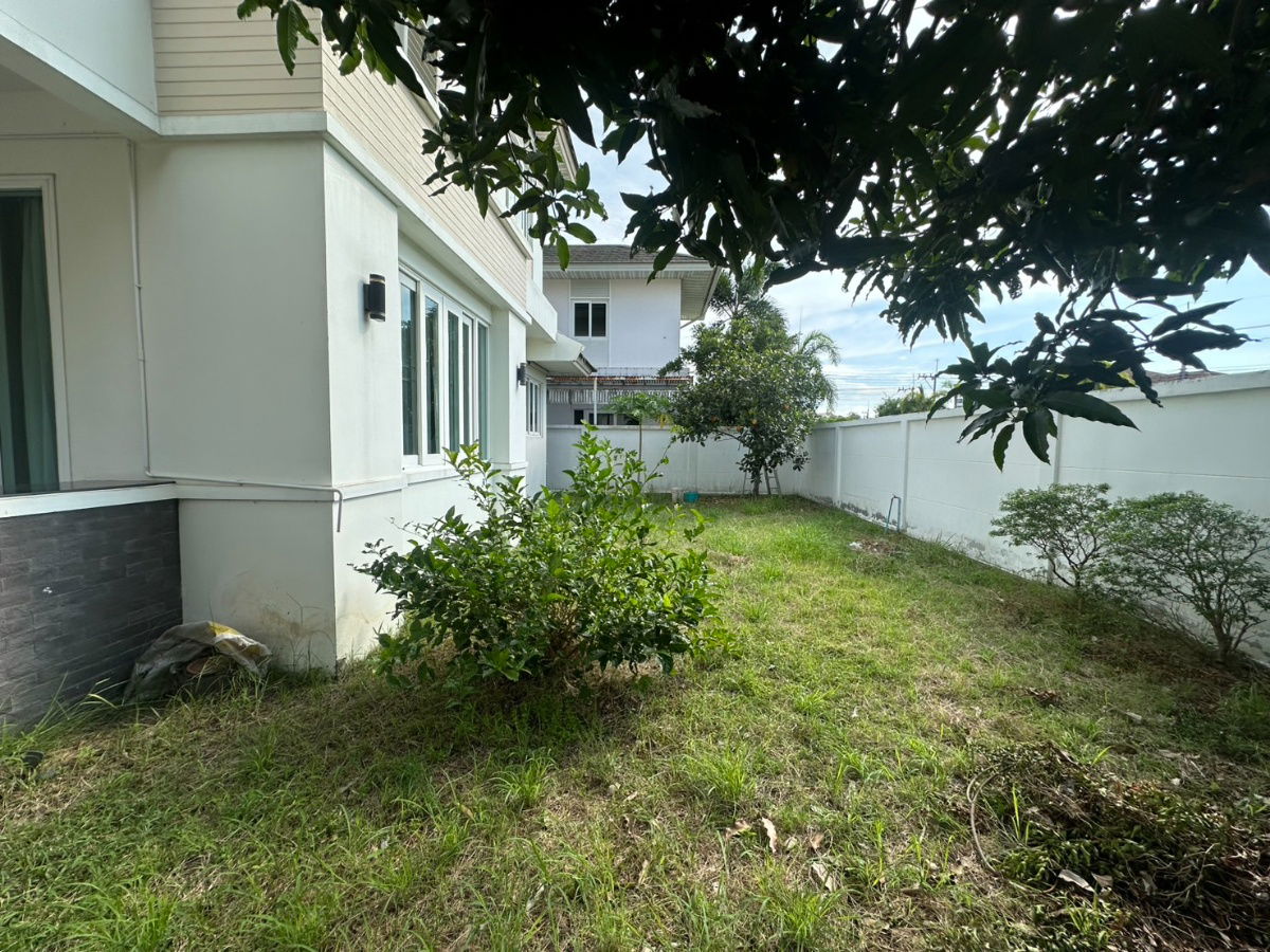 picture 🔥 Casa Acadia – Large detached house in the heart of Chonburi 🔥 📍 Prime location next to Central Chonburi, only 200 meters away. - 10/26