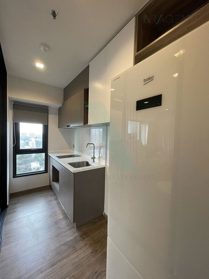 picture For Rent Condo LIFE LADPRAO VALLEY Building 1, Floor 18,1 bed room, Room size 35 sqm - 6/8