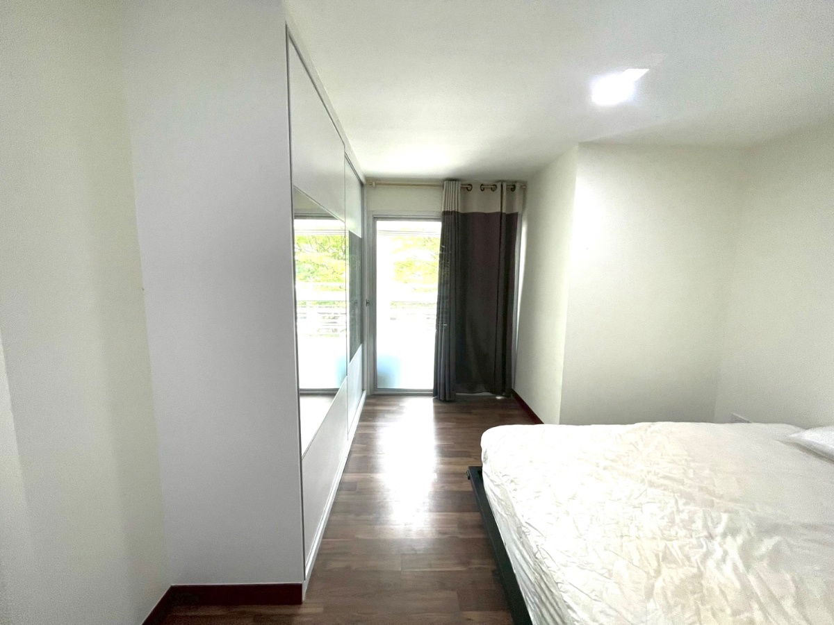 รูป ให้เช่า 2 ห้องนอนรีโนเวทใหม่ ตกแต่งสวย คอนโด The Room Sukhumvit 79 ใกล้รถไฟฟ้า BTS อ่อนนุช  - รูปที่ 18/21