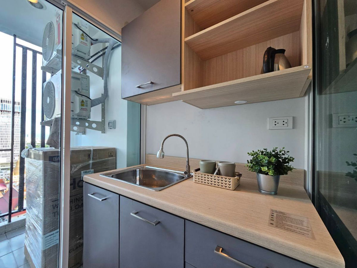 picture 💙#OL2307_018💙𝗙𝗼𝗿 𝗥𝗲𝗻𝘁 1️⃣0️⃣k.🔥🔥 📌Beautiful room, ready to move in‼️✨ 𝐂𝐨𝐧𝐝𝐨 𝗥𝗲𝗴𝗲𝗻𝘁 𝗛𝗼𝗺𝗲 𝗕𝗮𝗻𝗴𝗻𝗮 - 8/12