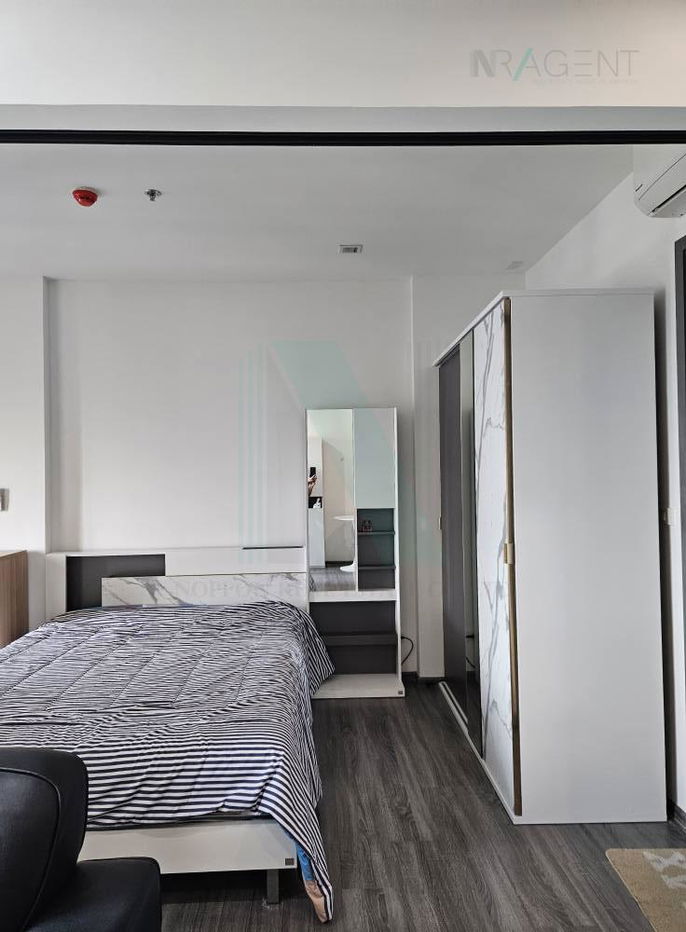 picture For Rent Condo THE RICH SATHORN - TAKSIN Building 1, Floor 9,1 bed room, Room size 35 sqm - 4/8
